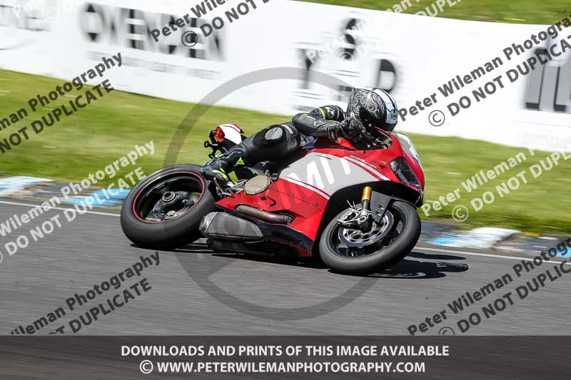 enduro digital images;event digital images;eventdigitalimages;lydden hill;lydden no limits trackday;lydden photographs;lydden trackday photographs;no limits trackdays;peter wileman photography;racing digital images;trackday digital images;trackday photos
